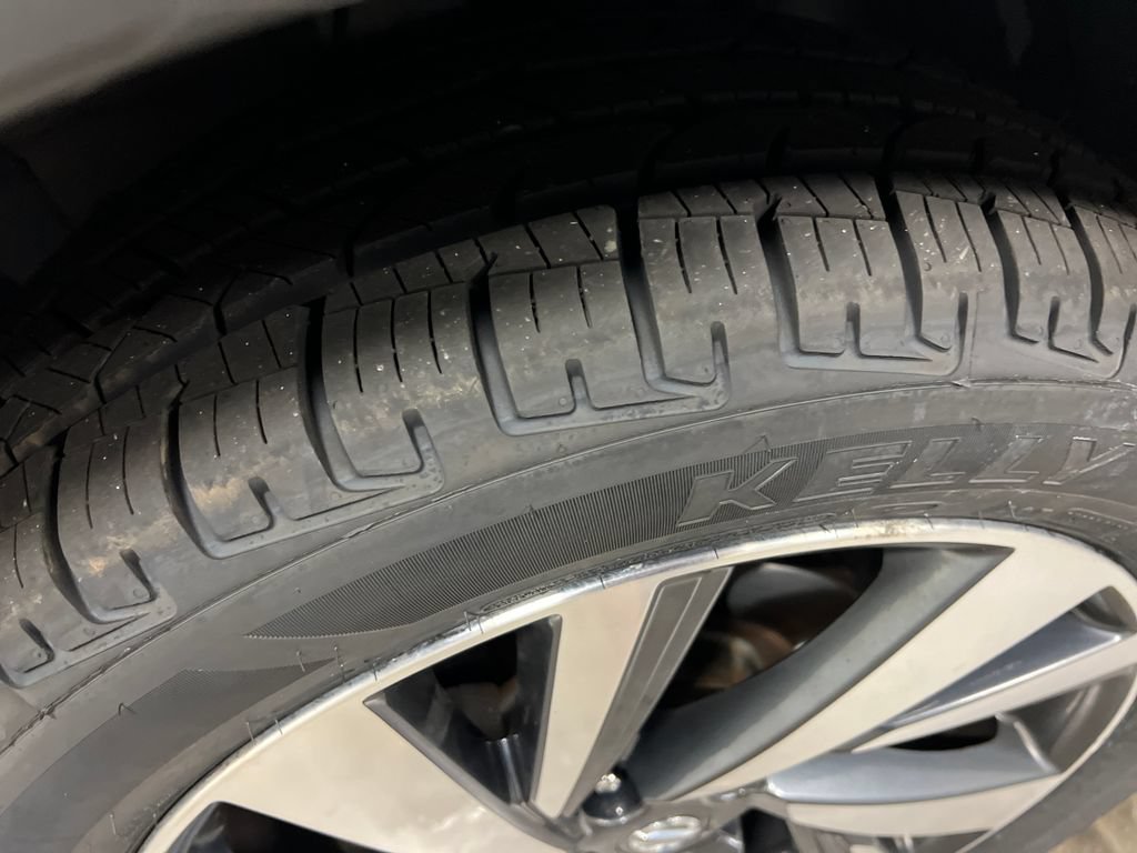 Used 2018 Nissan Murano Platinum AWD/4WD image 12