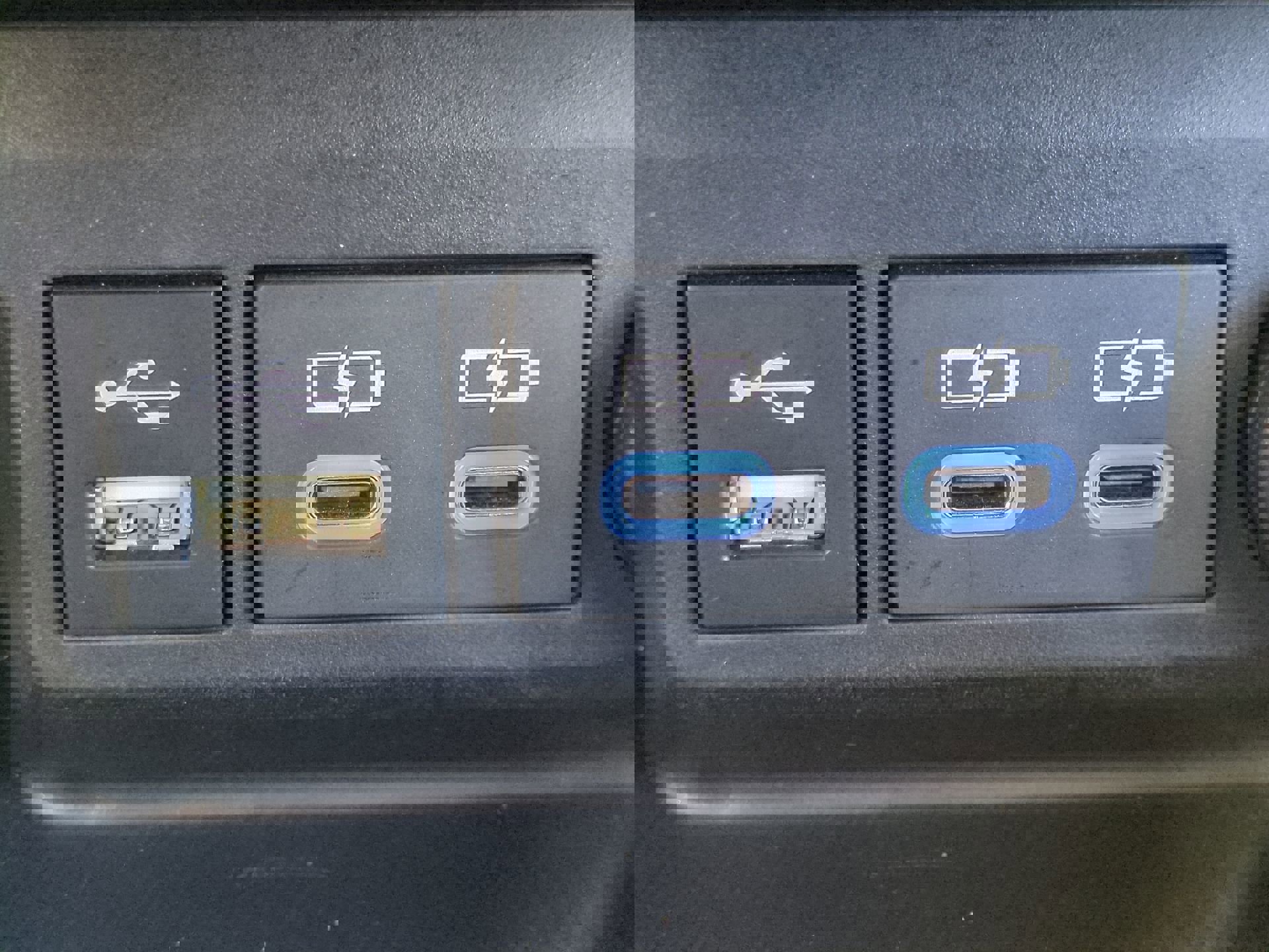 Used 2022 Toyota Highlander XLE image 21