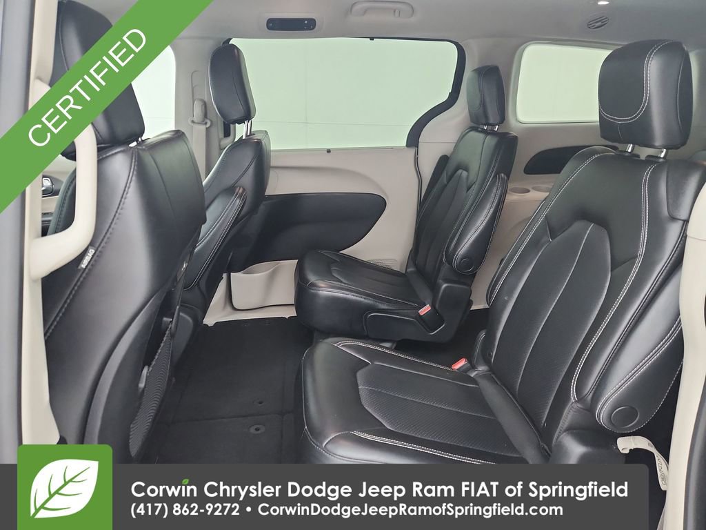 Certified 2023 Chrysler Pacifica Touring-L FWD image 28