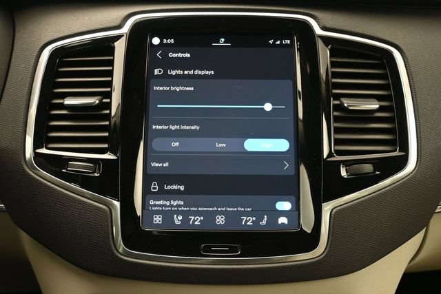 Used 2023 Volvo XC90 B6 Plus w/ Protection Package Premier AWD/4WD image 17