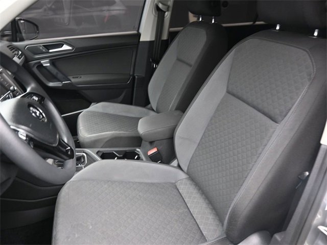 Used 2020 Volkswagen Tiguan S image 19