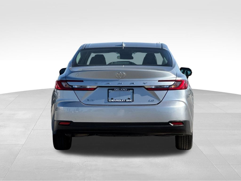 Used 2025 Toyota Camry LE FWD image 4
