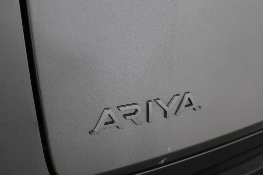 Used 2023 Nissan Ariya FWD image 35