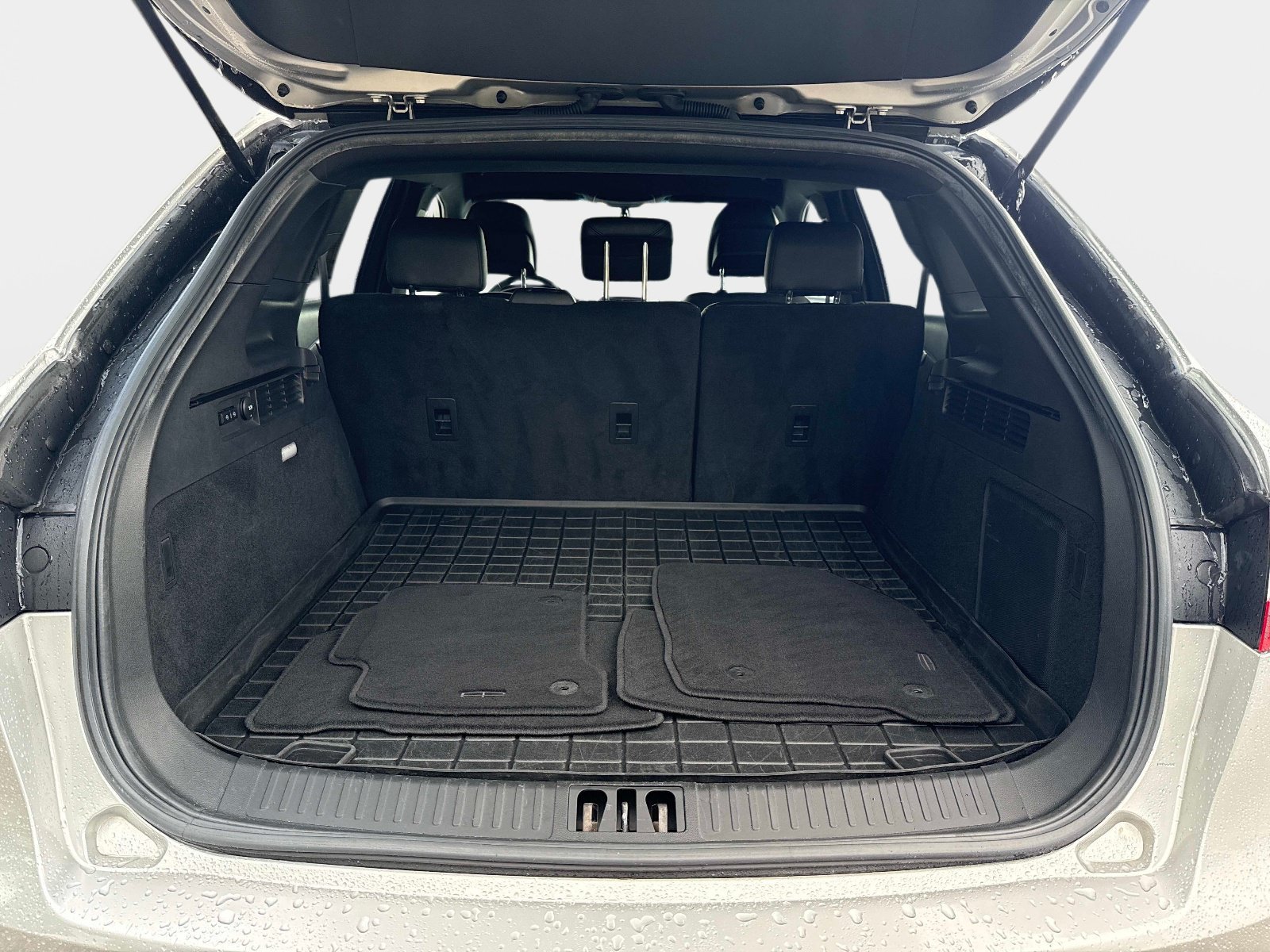 Used 2016 Lincoln MKX Premiere FWD image 9