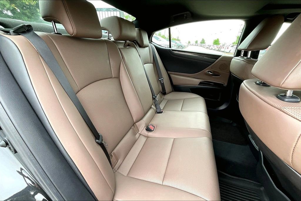 Used 2025 Lexus ES 350 FWD image 34