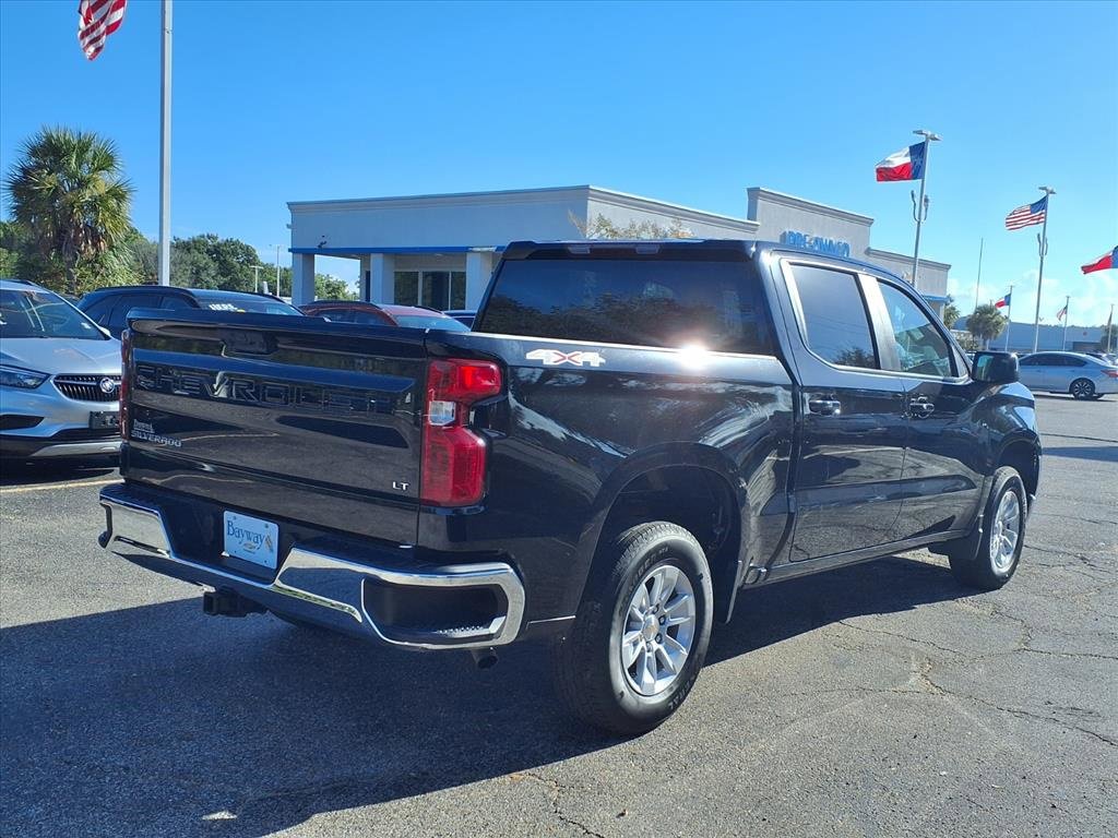 Used 2025 Chevrolet Silverado 1500 LT image 2