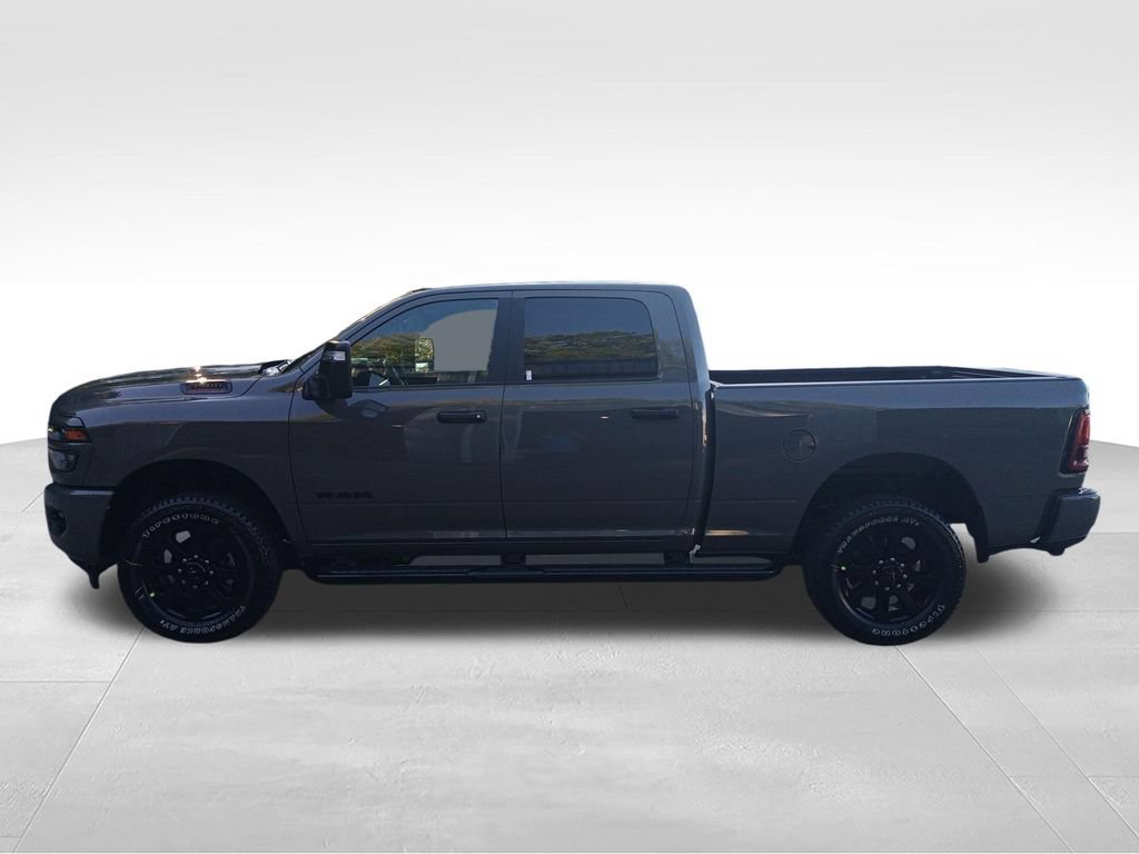 Used 2026 RAM 3500 Big Horn AWD/4WD image 2