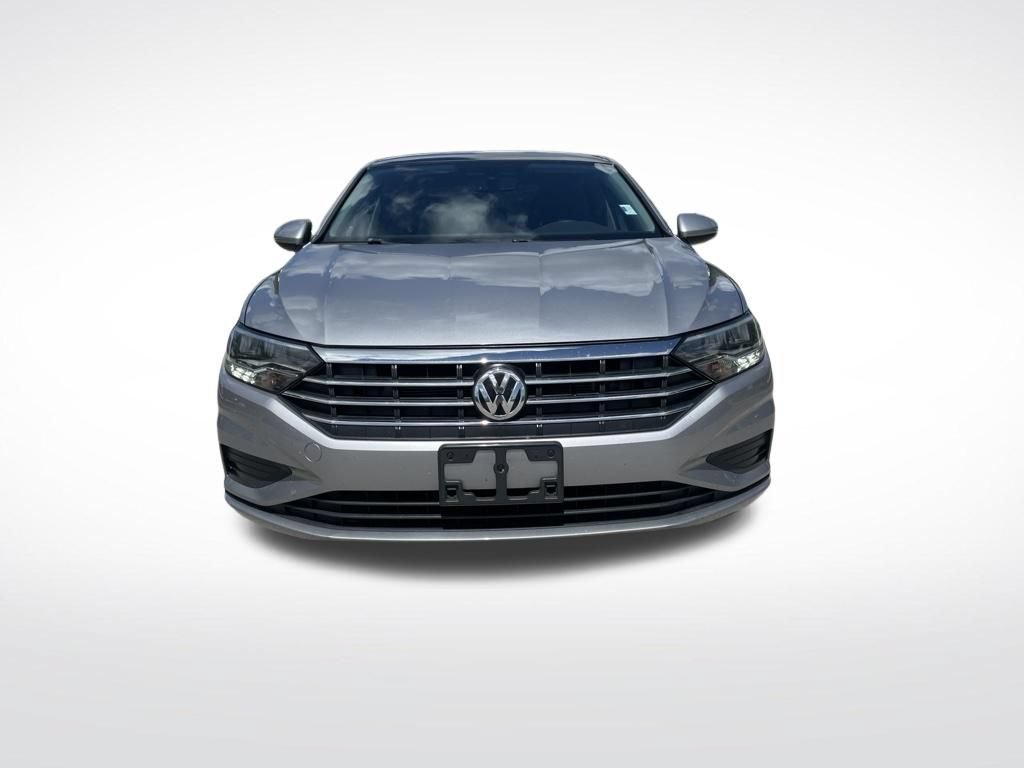 Used 2021 Volkswagen Jetta SE w/ SE Cold Weather Package FWD image 3
