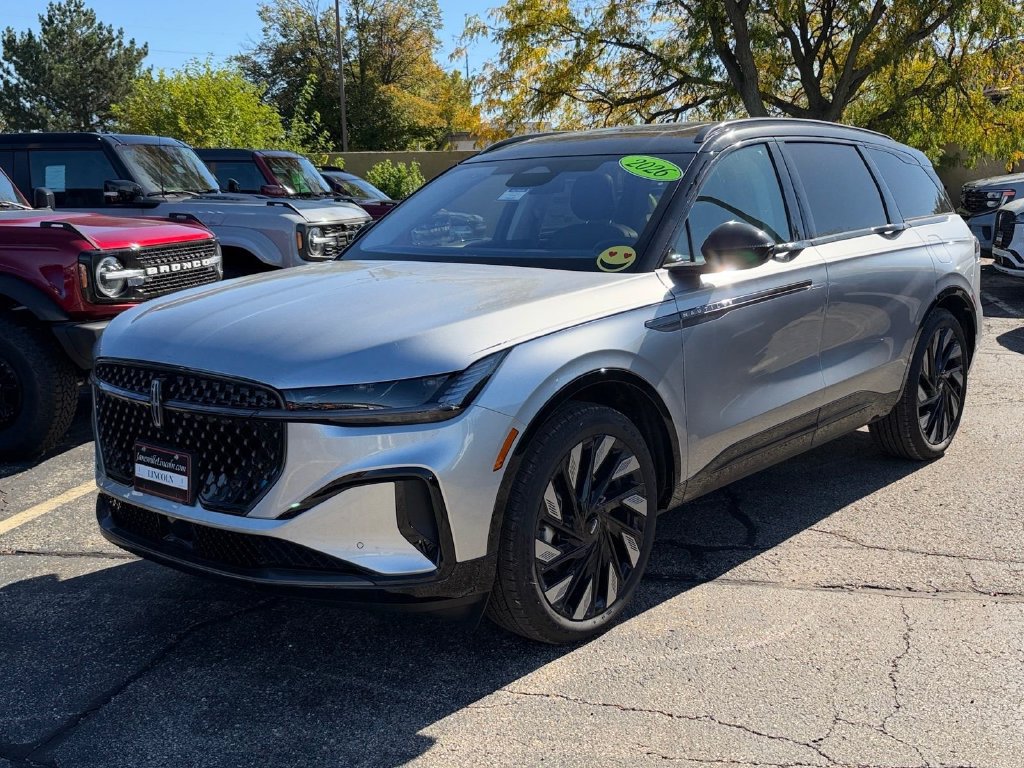 New 2026 Lincoln Nautilus Reserve AWD/4WD image 2