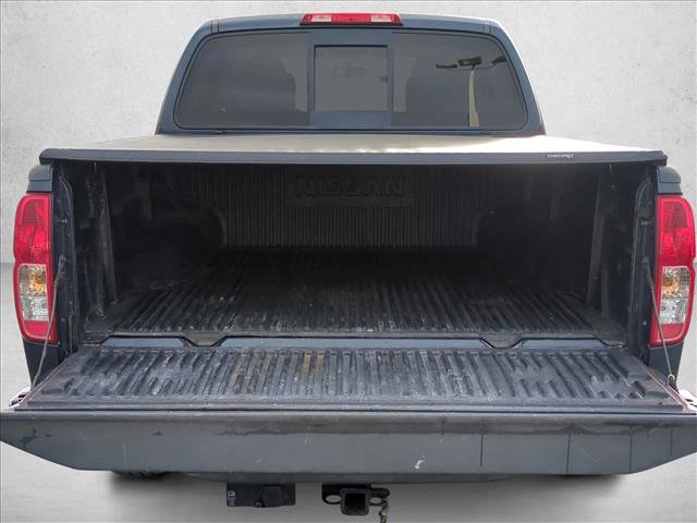Used 2016 Nissan Frontier SV image 6