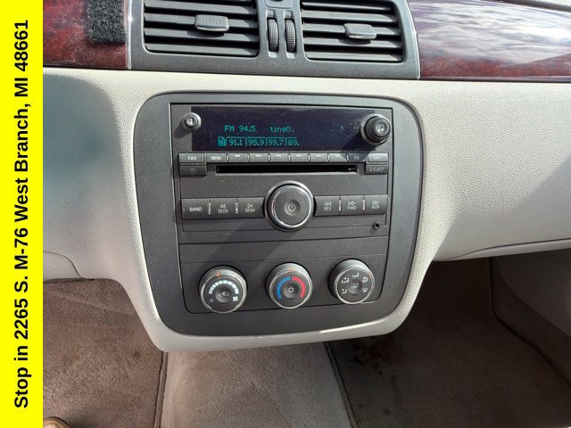 Used 2008 Buick Lucerne CX FWD image 34