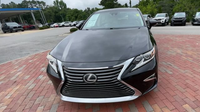 Used 2016 Lexus ES 350 w/ Luxury Package w/Wood Trim FWD image 4