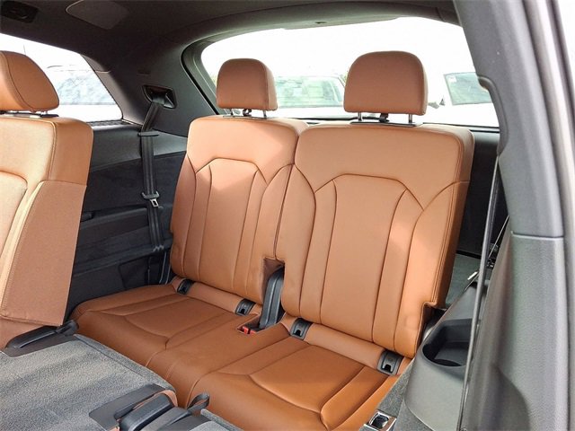 New 2026 Audi Q7 3.0T Prestige image 6