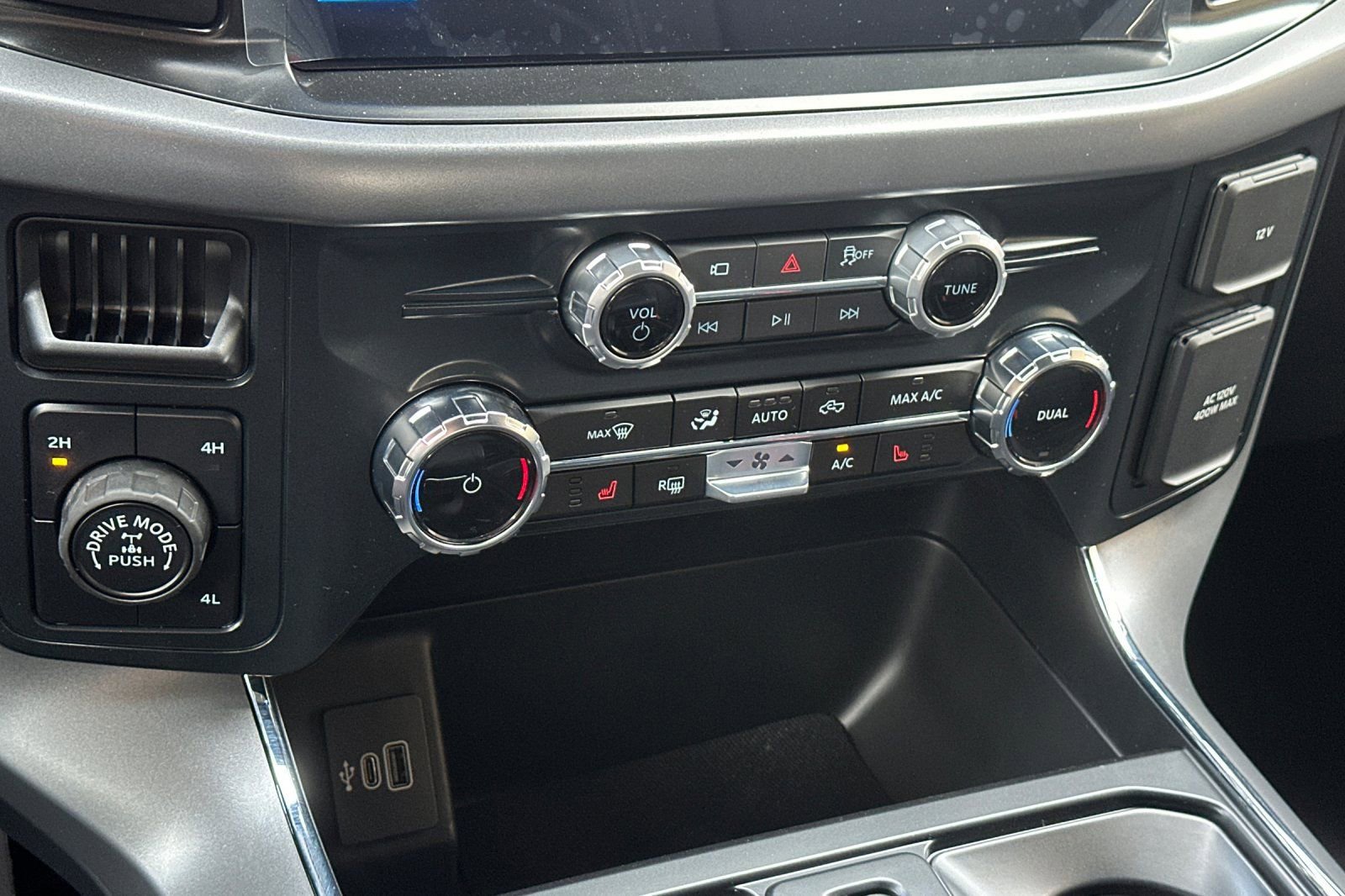 New 2026 Ford F150 XLT w/ Equipment Group 302A MID image 20