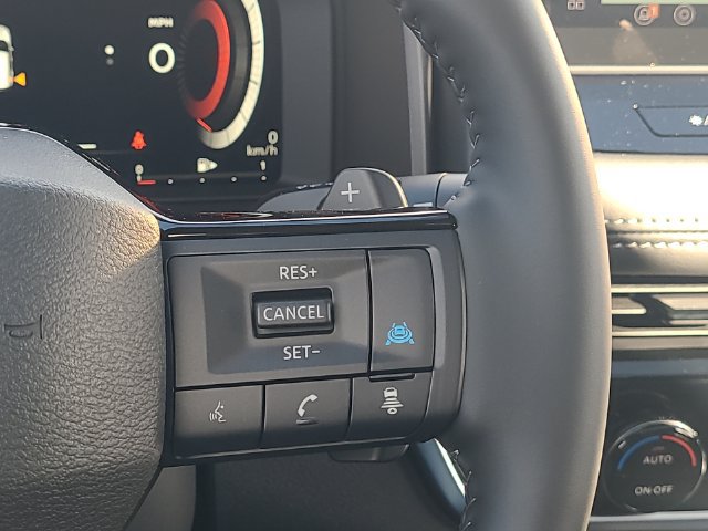 New 2026 Nissan Rogue Platinum AWD/4WD image 17
