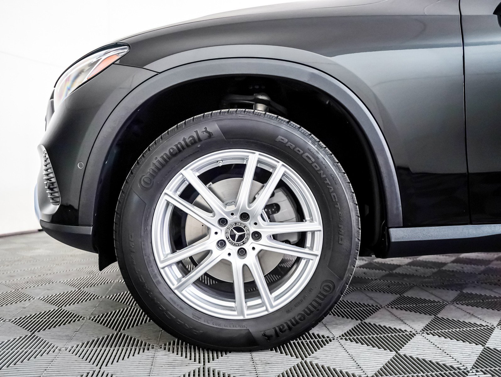 Certified 2023 Mercedes-Benz GLC 300 4MATIC image 6