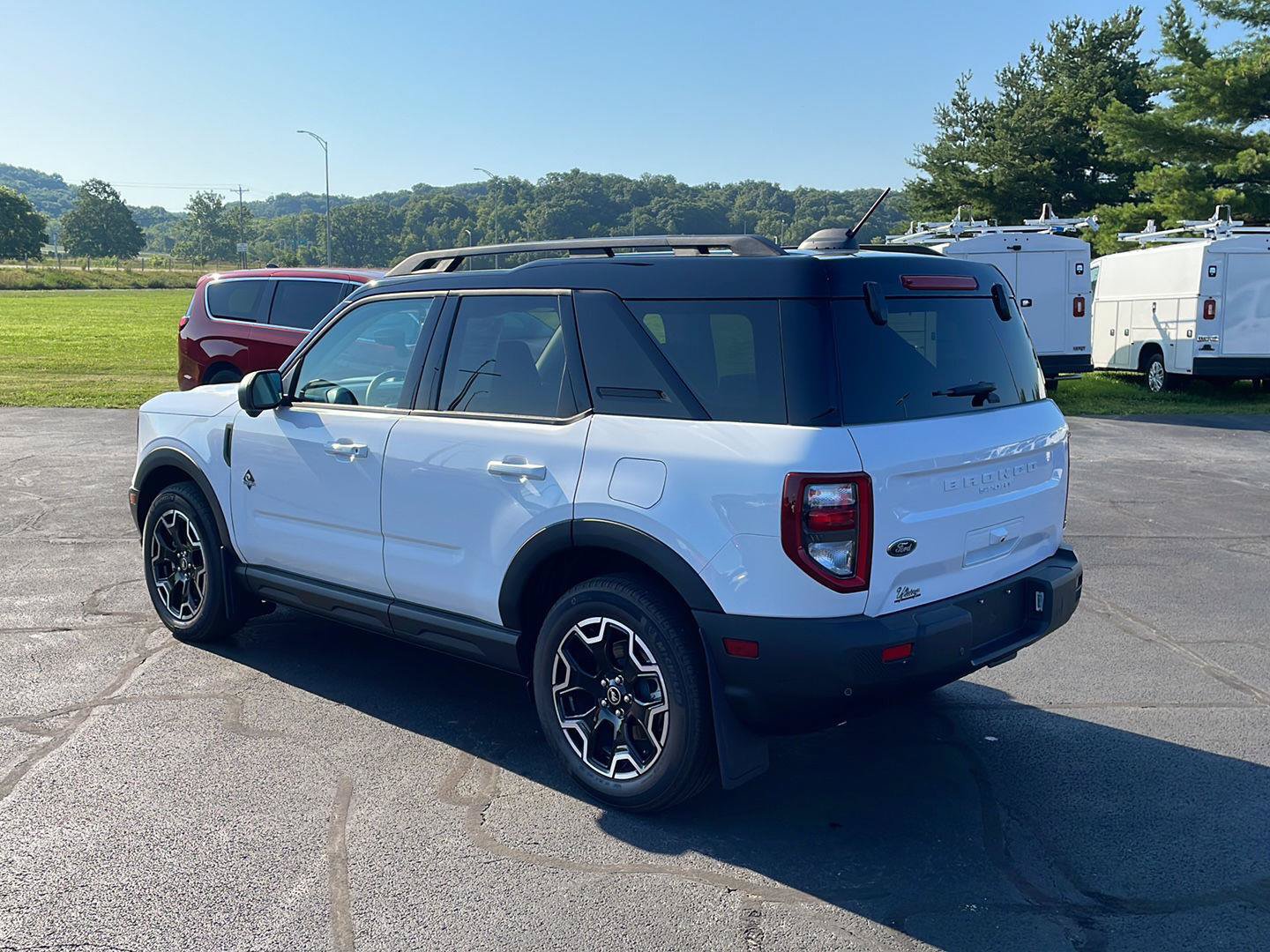 Used 2025 Ford Bronco Sport Outer Banks w/ Outer Banks Tech Package+ AWD/4WD image 3