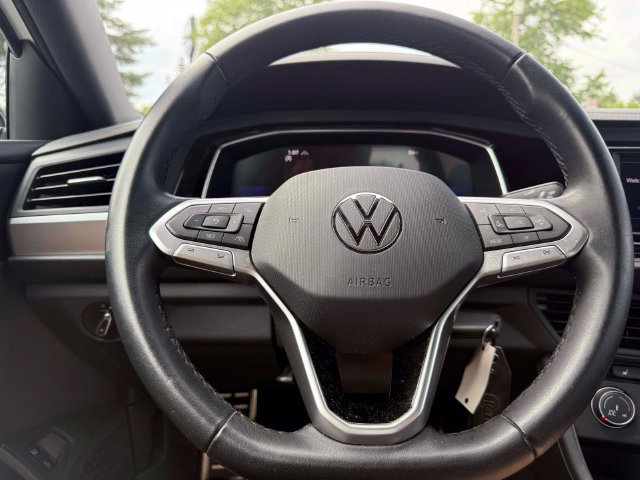 Used 2024 Volkswagen Jetta Sport FWD image 18