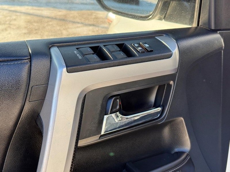 Used 2017 Toyota 4Runner Limited image 18
