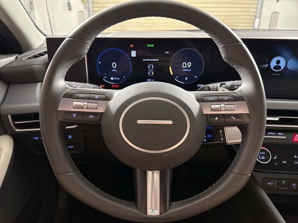 Used 2024 Hyundai Sonata SEL w/ Convenience Package FWD image 16