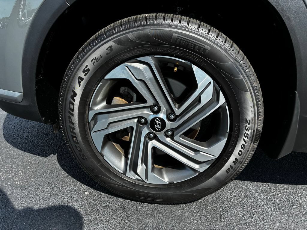 Used 2023 Hyundai Santa Fe SE AWD/4WD image 7