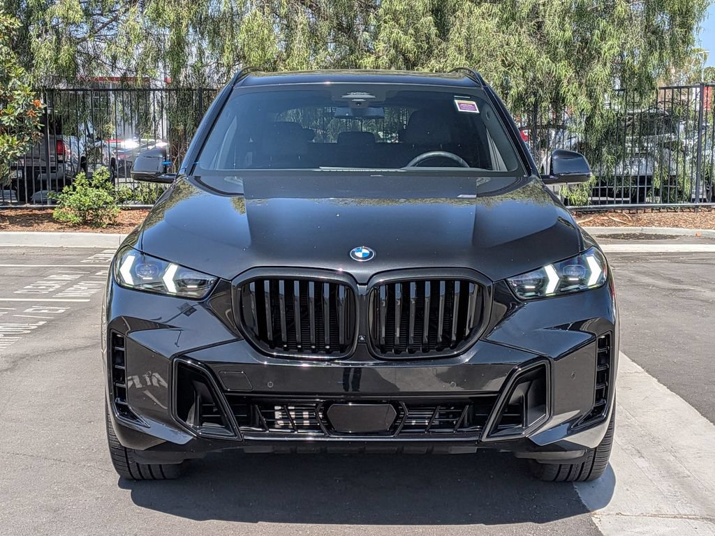 Used 2024 BMW X5 sDrive40i w/ M Sport Package RWD image 4