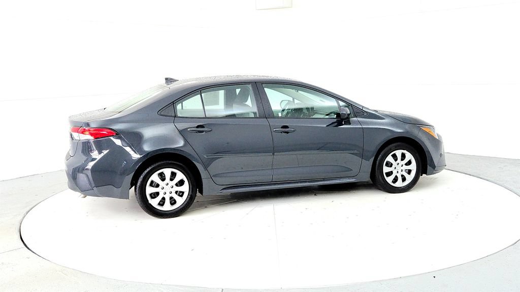 Certified 2025 Toyota Corolla LE w/ Convenience Package FWD image 6