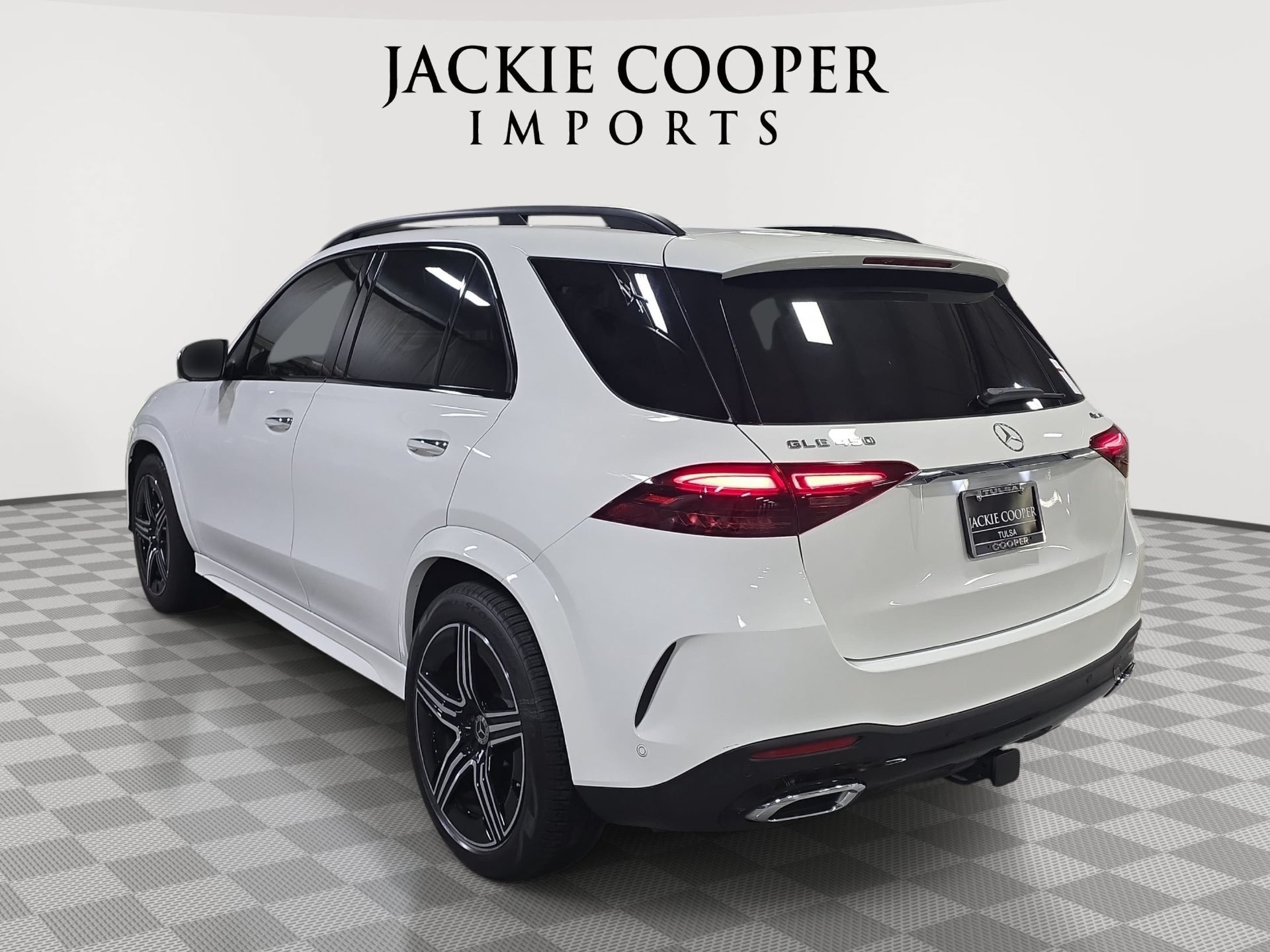 Used 2024 Mercedes-Benz GLE 450 4MATIC image 7