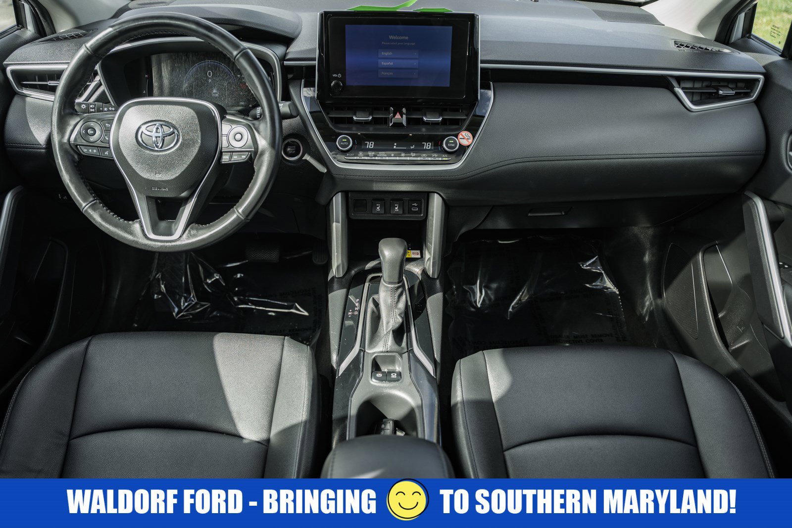 Used 2023 Toyota Corolla Cross XLE w/ Convenience Package image 23