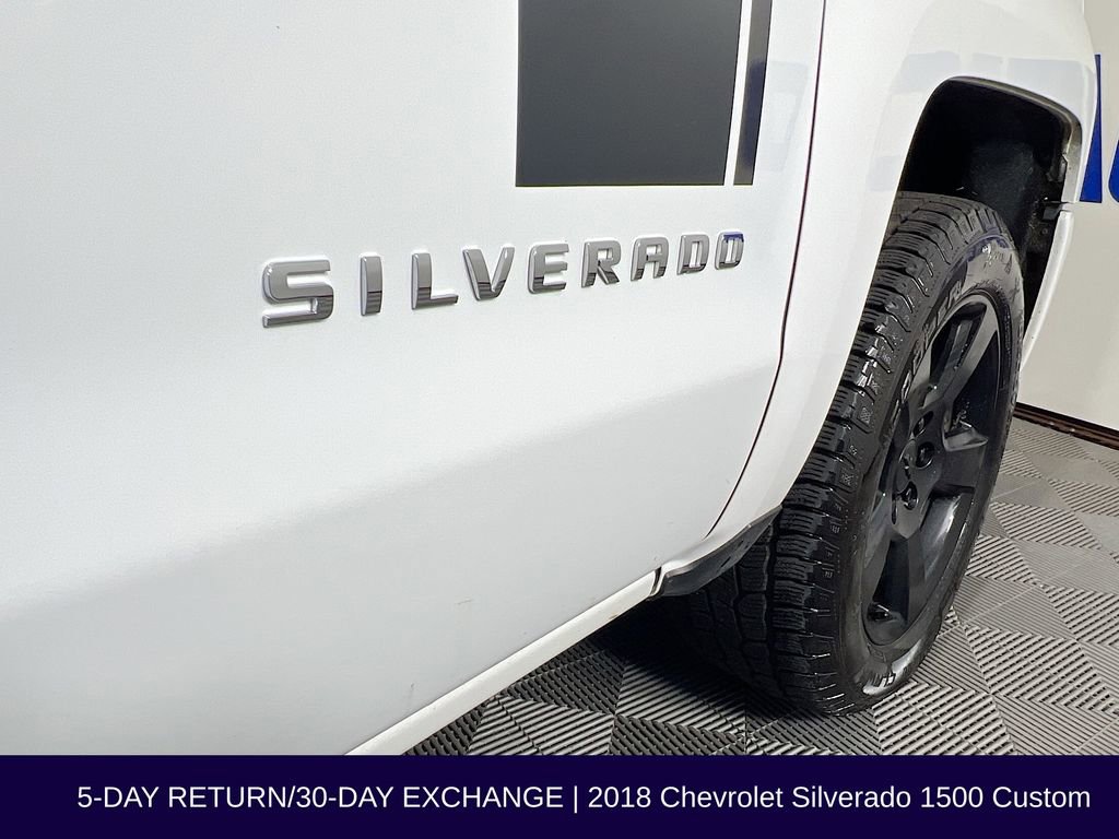 Used 2018 Chevrolet Silverado 1500 Custom image 33