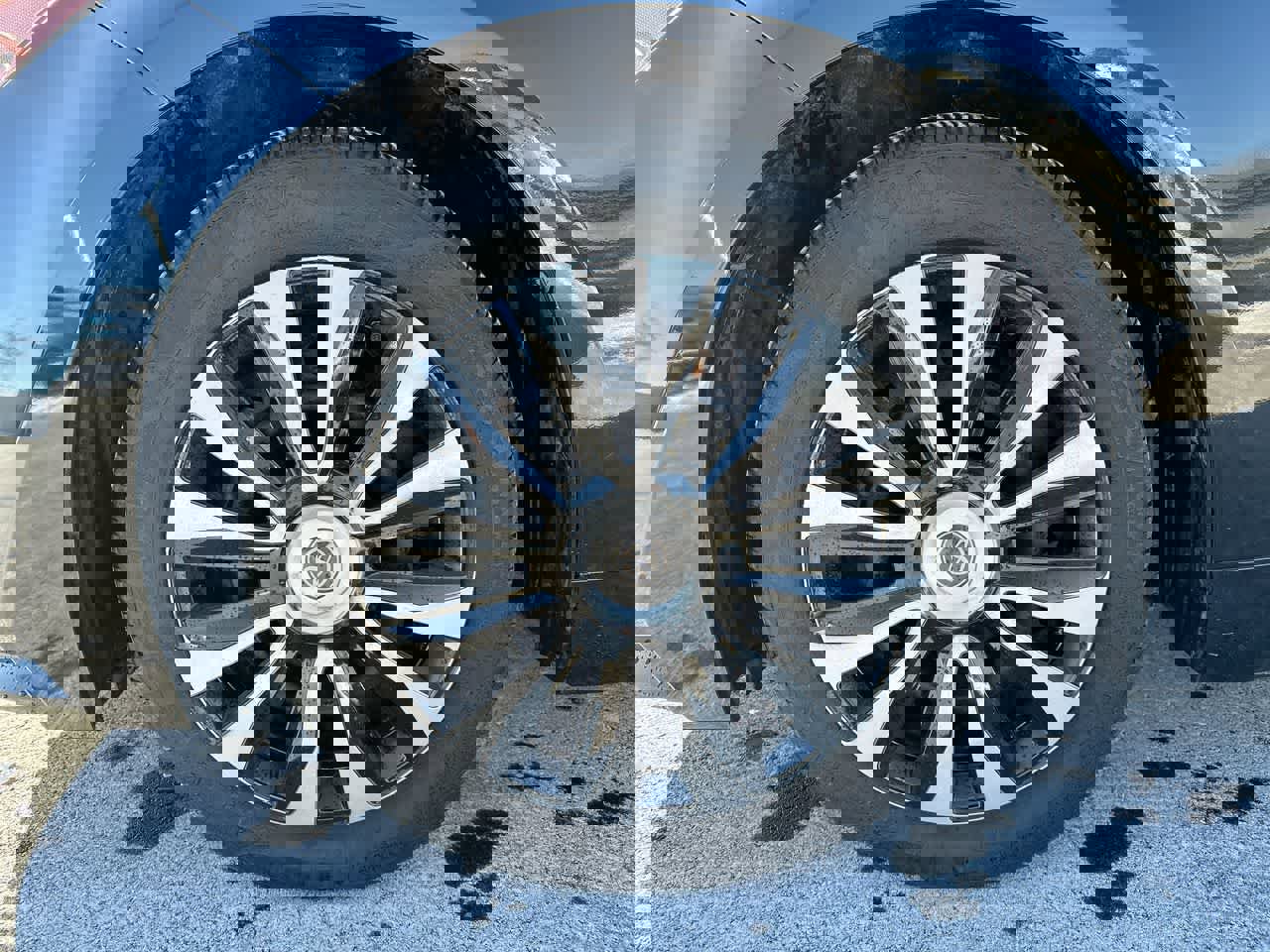 Used 2022 Toyota Corolla LE image 19