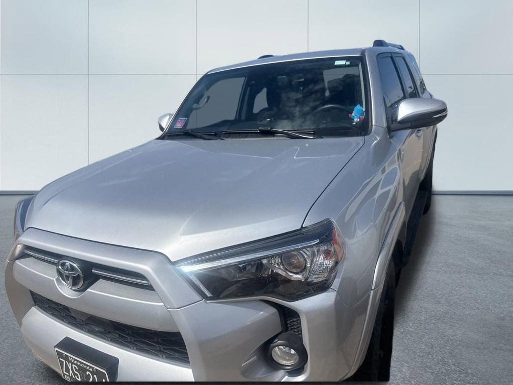Used 2020 Toyota 4Runner SR5 Premium w/ Moonroof Package AWD/4WD image 3