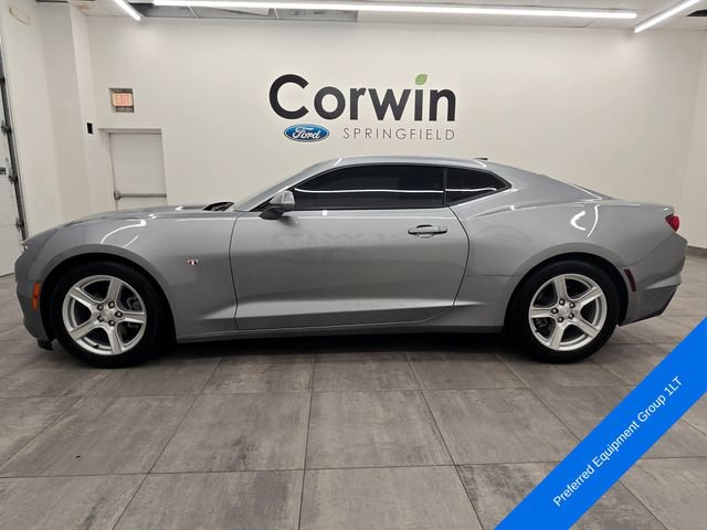 Used 2023 Chevrolet Camaro LT RWD image 2