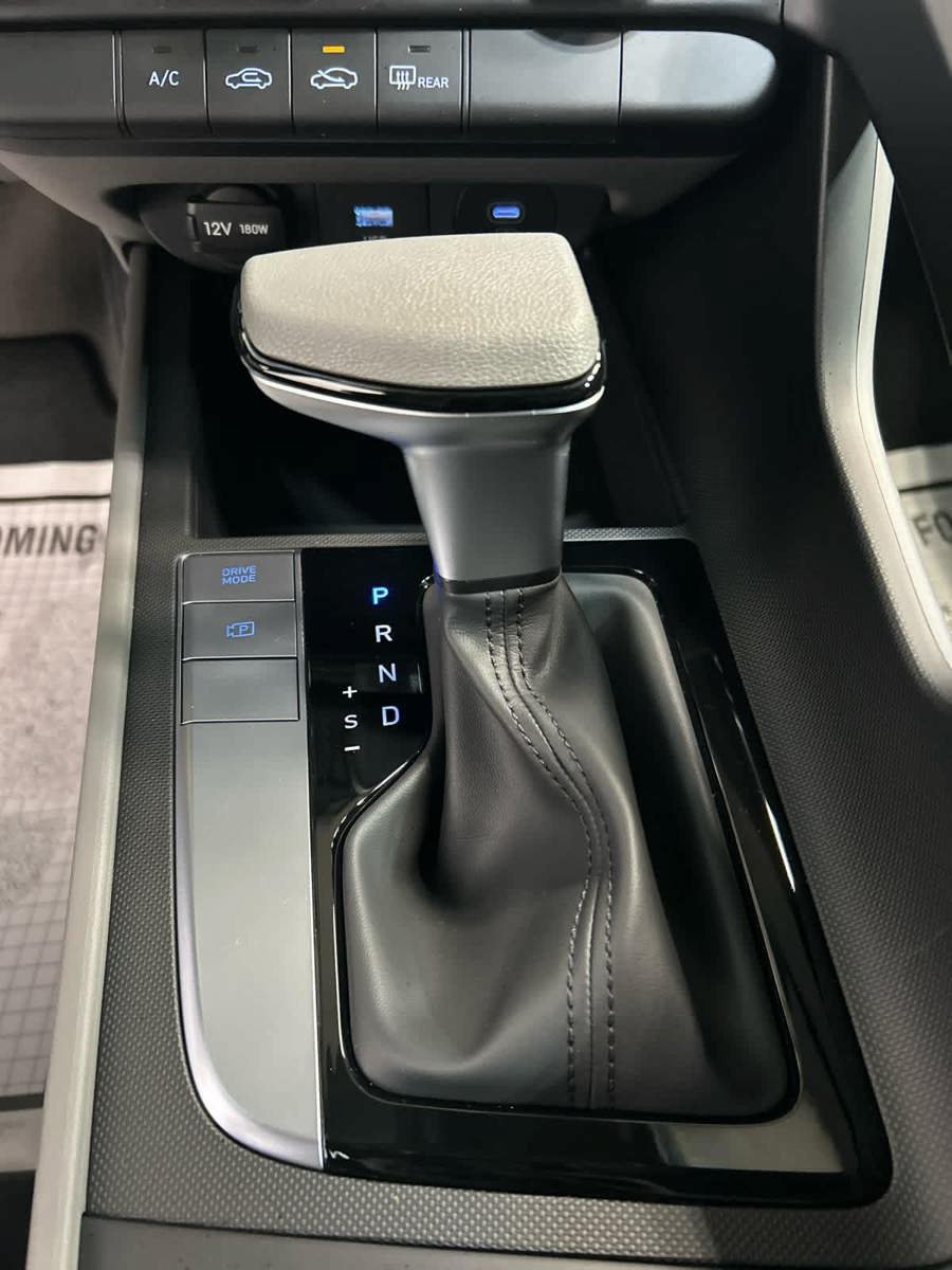 New 2026 Hyundai Elantra SE FWD image 7