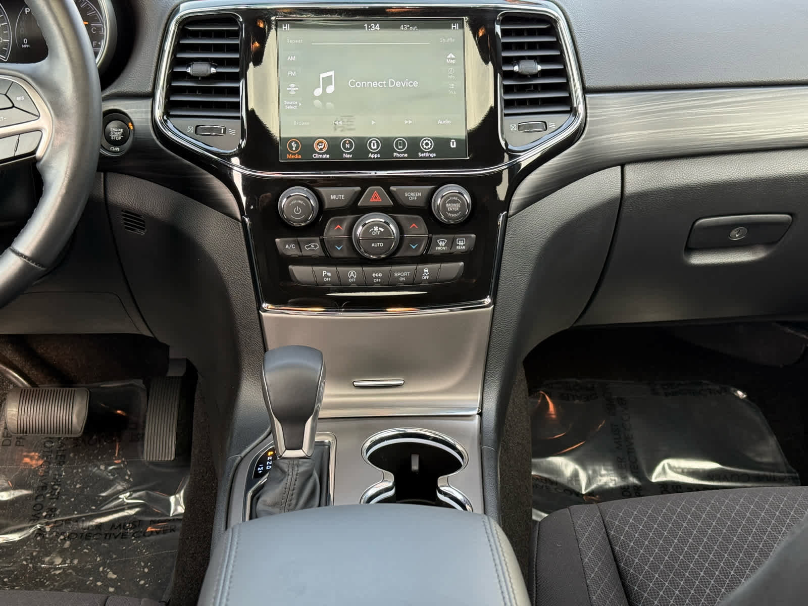 Used 2021 Jeep Grand Cherokee Laredo image 13