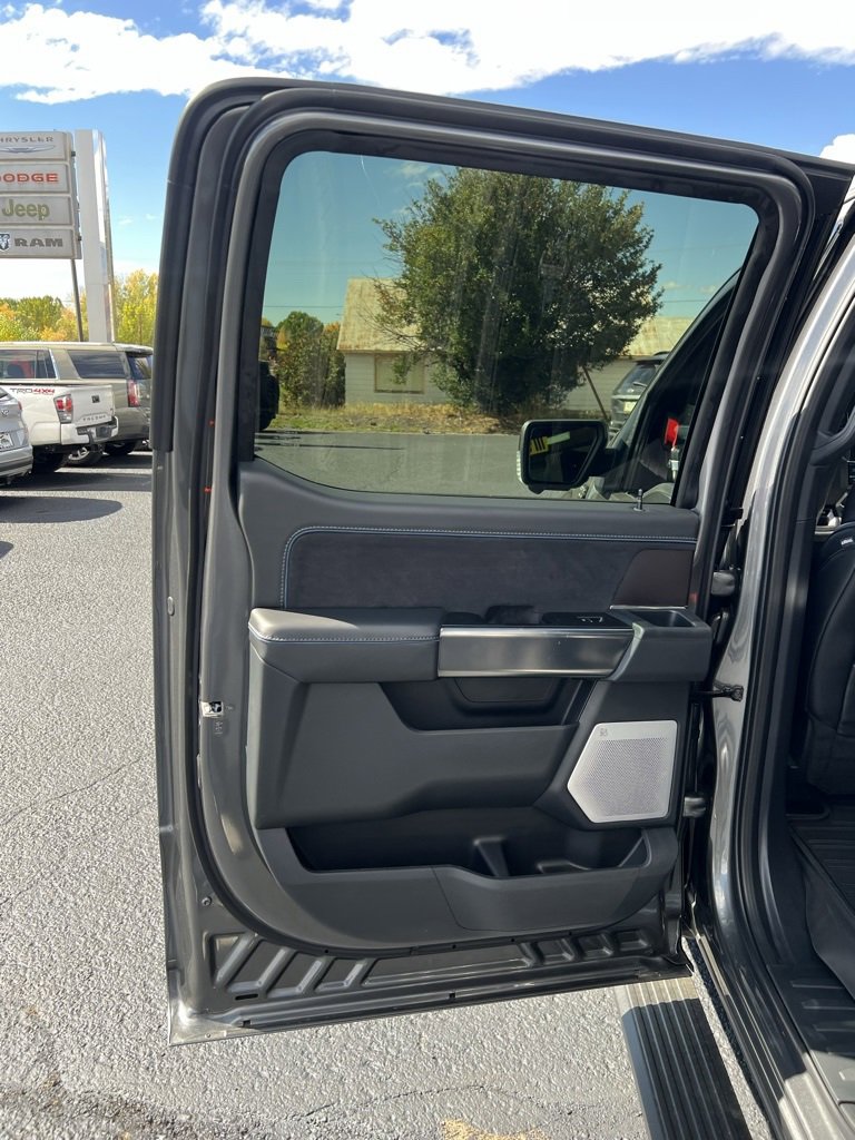 New 2025 Ford F150 Platinum image 16