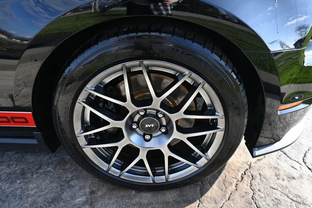 Used 2011 Ford Mustang Shelby GT500 w/ SVT Performance Pkg image 11