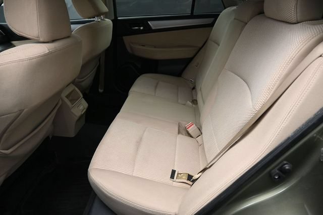 Used 2018 Subaru Outback 2.5i Premium AWD/4WD image 10