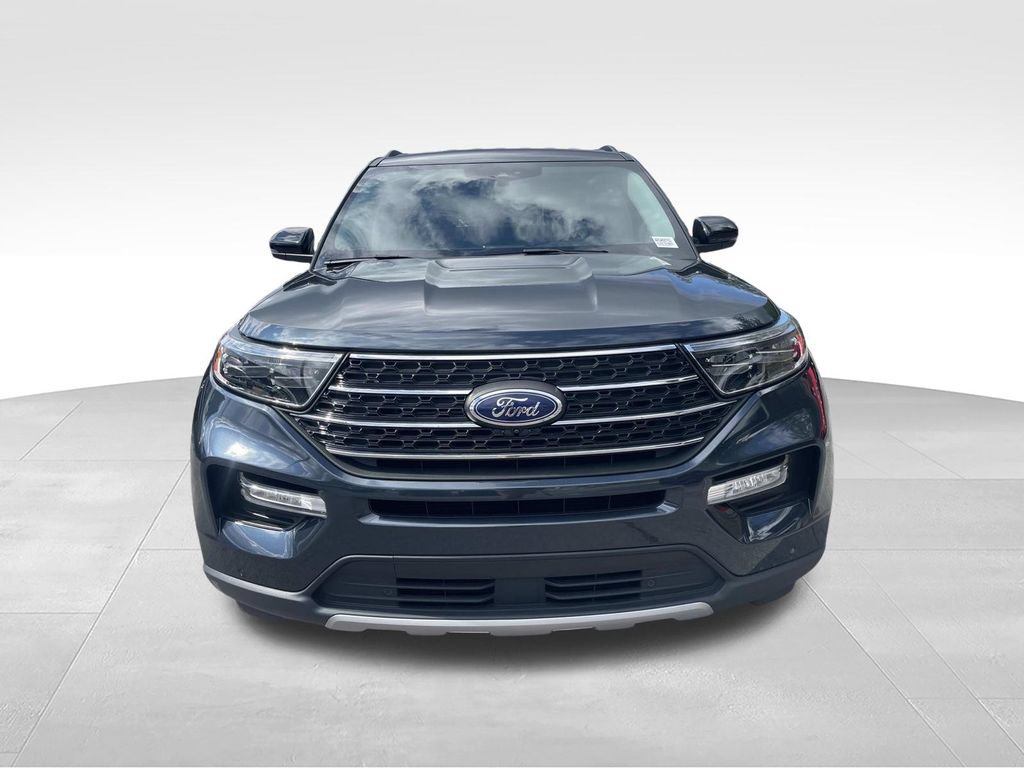 Certified 2024 Ford Explorer XLT w/ Equipment Group 202A AWD/4WD image 10