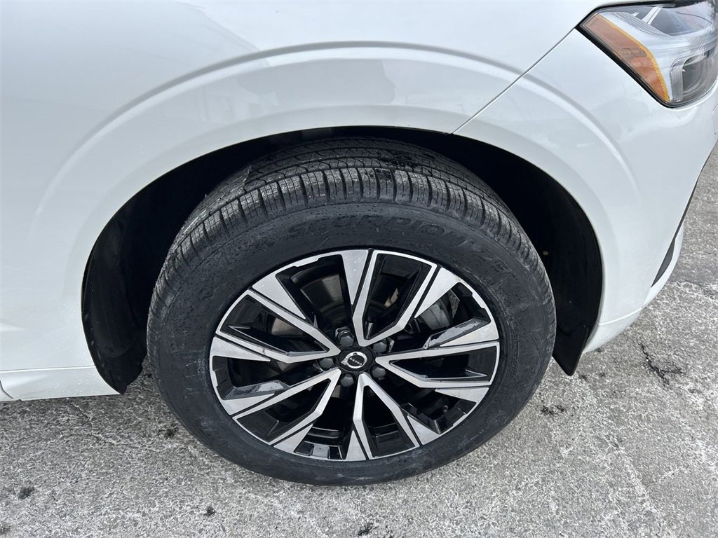 Certified 2023 Volvo XC60 B5 Core w/ Climate Package image 13