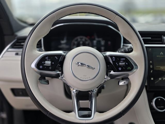 Used 2025 Jaguar F-PACE R-Dynamic S image 10