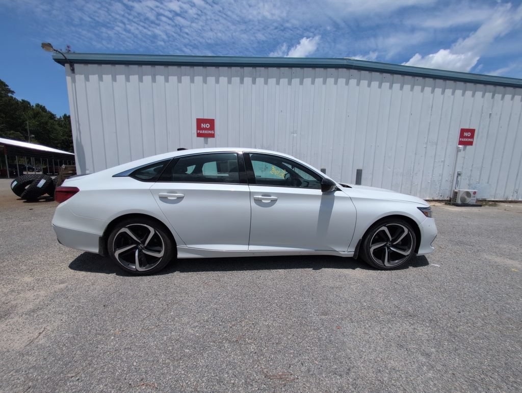 Used 2022 Honda Accord Sport image 9