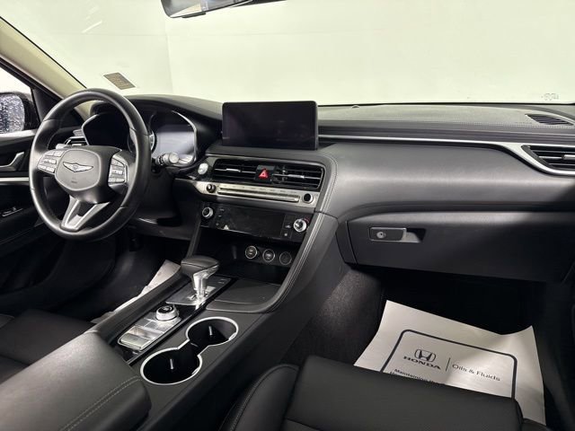 Used 2025 Genesis G70 2.5T image 21