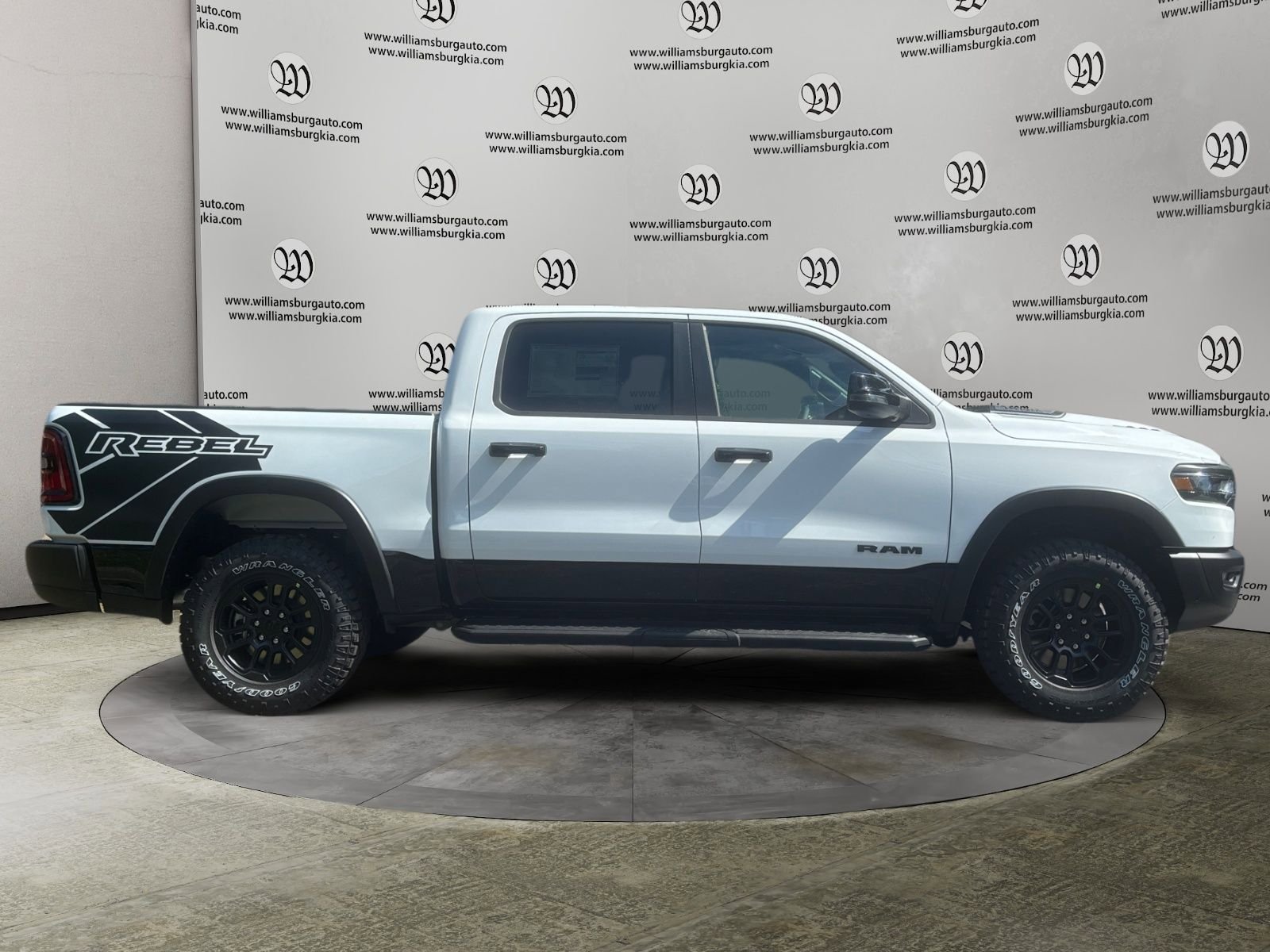 New 2026 RAM 1500 Rebel w/ Rebel Level 2 Equipment Group AWD/4WD image 6