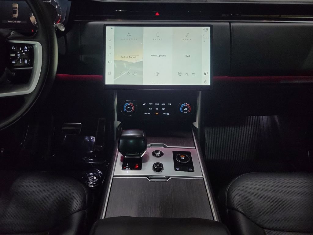 Used 2023 Land Rover Range Rover SV image 27