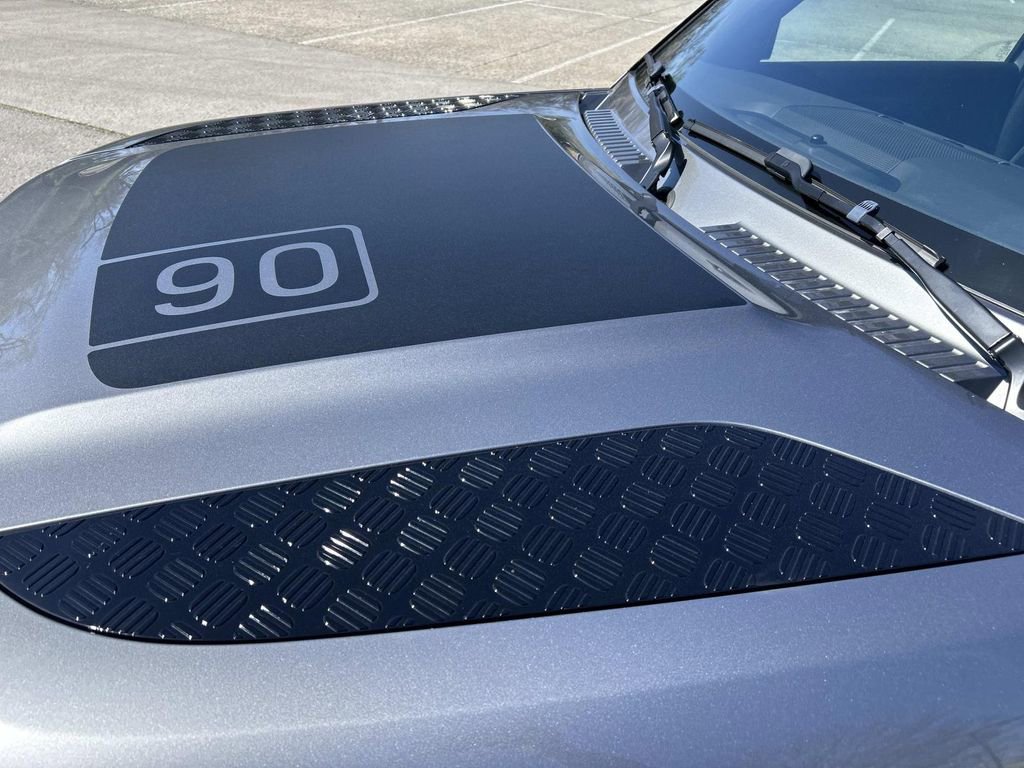 Used 2022 Land Rover Defender 90 X-Dynamic S AWD/4WD image 12