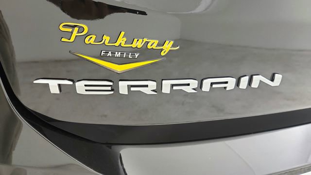 Used 2024 GMC Terrain SLT image 29