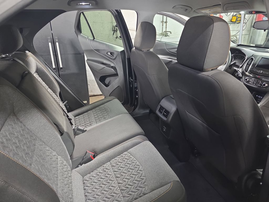 Used 2024 Chevrolet Equinox LT AWD/4WD image 11