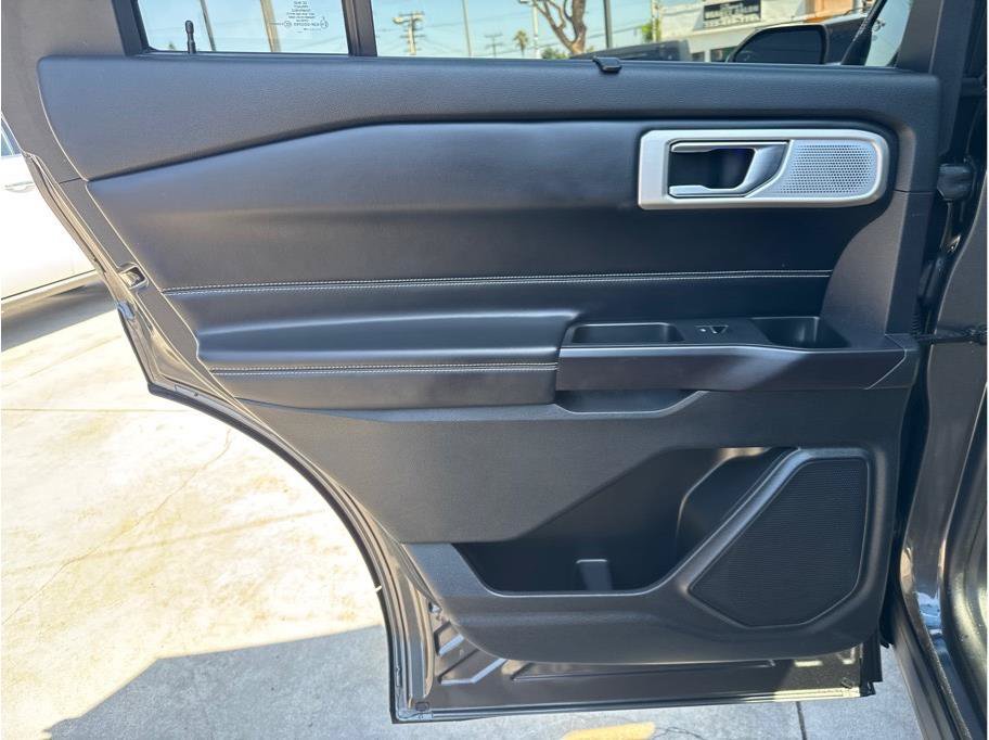 Used 2020 Ford Explorer ST w/ Premium Technology Package AWD/4WD image 15