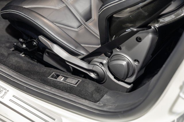 Used 2018 Ferrari 488 Spider RWD image 30